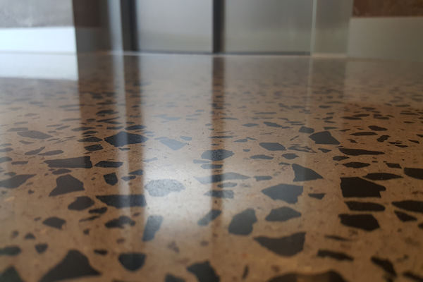 concrete VS cork